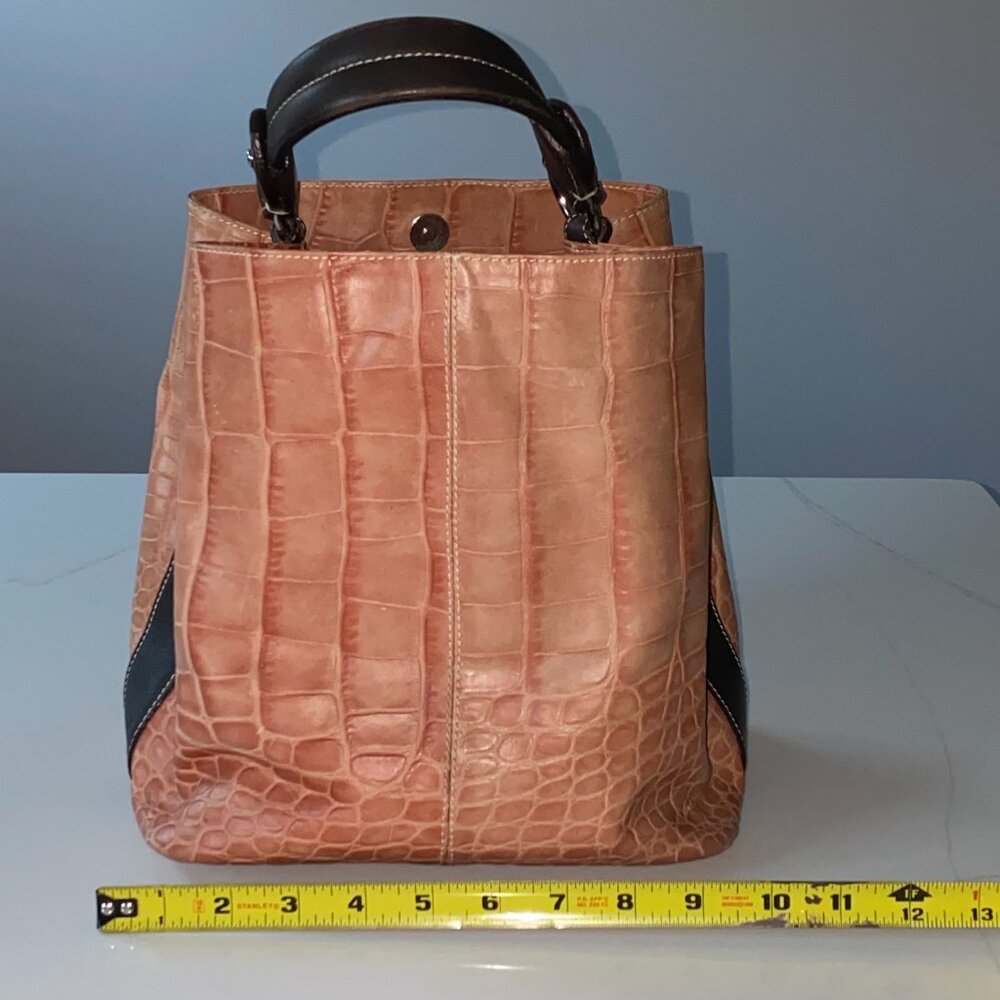 Puntotres Bucket Bag Croc Embossed Leather Pale Sand Brown Accents EUC - Picture 10 of 12